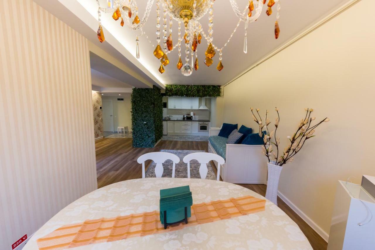 Apartament Carol ซินายา ภายนอก รูปภาพ