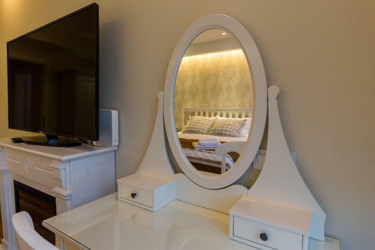 Apartament Carol ซินายา ภายนอก รูปภาพ
